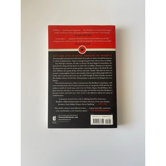 Fahrenheit 451 60th Edition - Picture 3 of 5